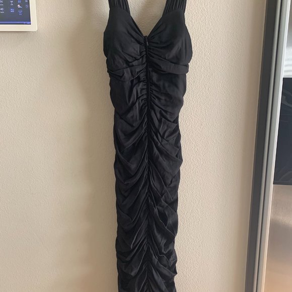 SOLD ELSEWHERE $975 - Stunning Designer DOLCE & GABBANA Gown w/ Key-Hole Cutout - Picture 2 of 14